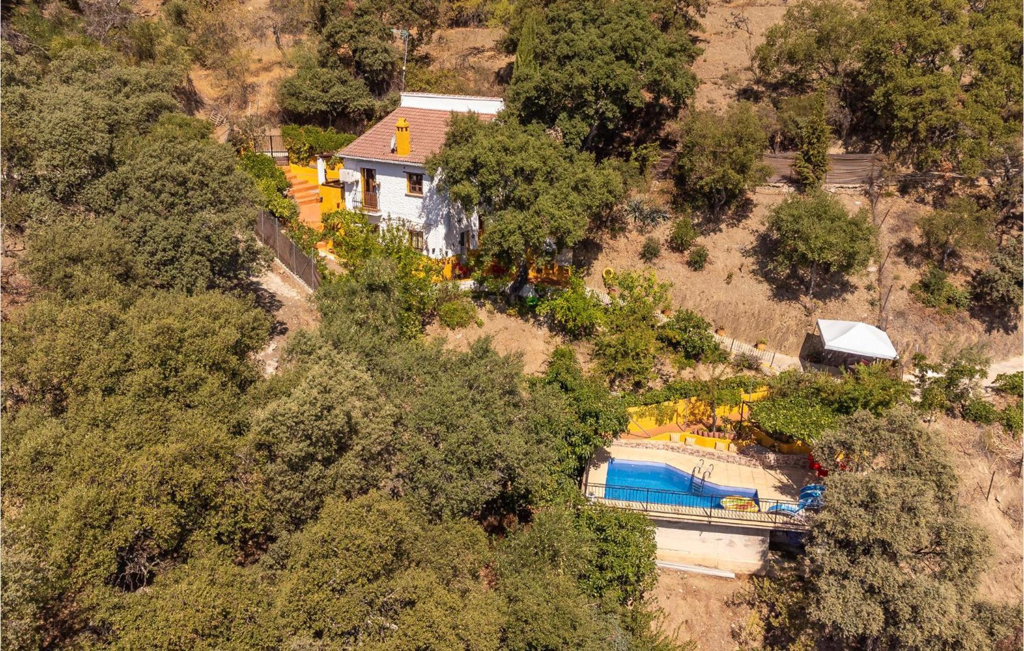 Amazing Cottage In Algatocin With Kitchen Luaran gambar